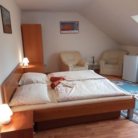 Vila Strážan Poprad Exterior foto